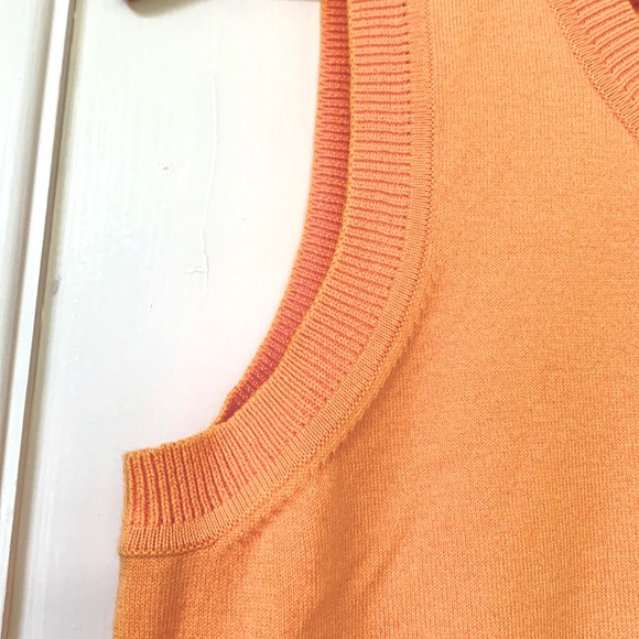 3/$15! Talbots Women’s Sweater Sleeveless Tank. Size S - Picture 5 of 7